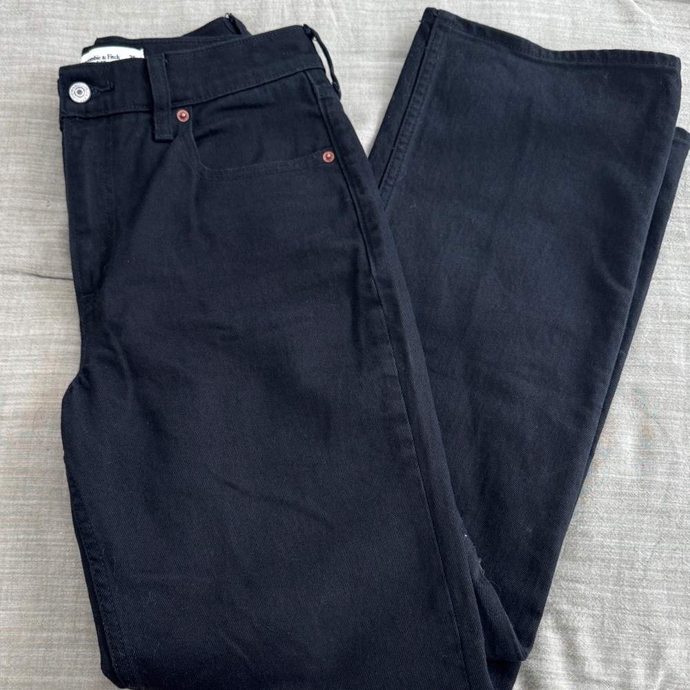 Abercrombie & Fitch Black High Rise 90s Relaxed Jeans